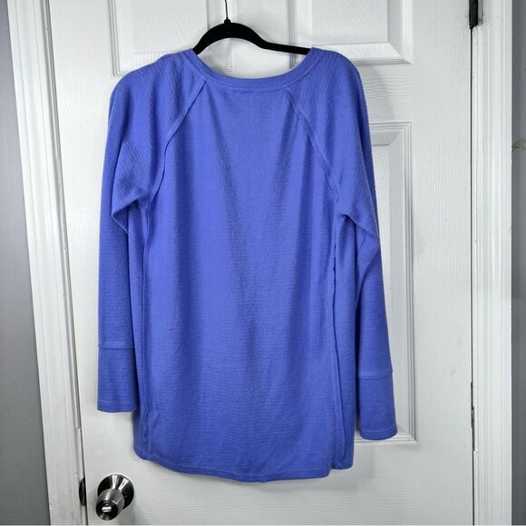 Sz M Wildfox Long Sleeve V-Neck Haley Brushed Sweater Waffle Top $84 MSRP NWT - Picture 4 of 11
